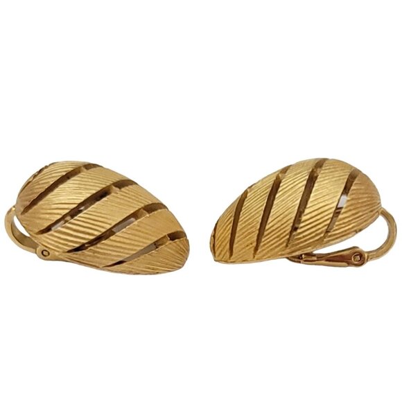 Trifari Crown Over T Gold Tone Egg-Shaped Clip On Earrings, Signed K132 - Picture 4 of 9